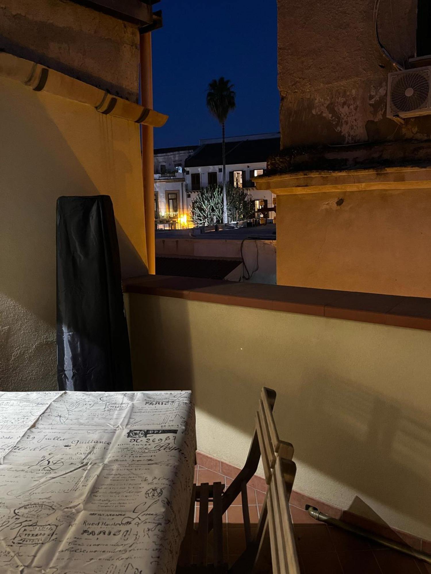 Maquedino holiday home&Terrace Palermo Exterior foto